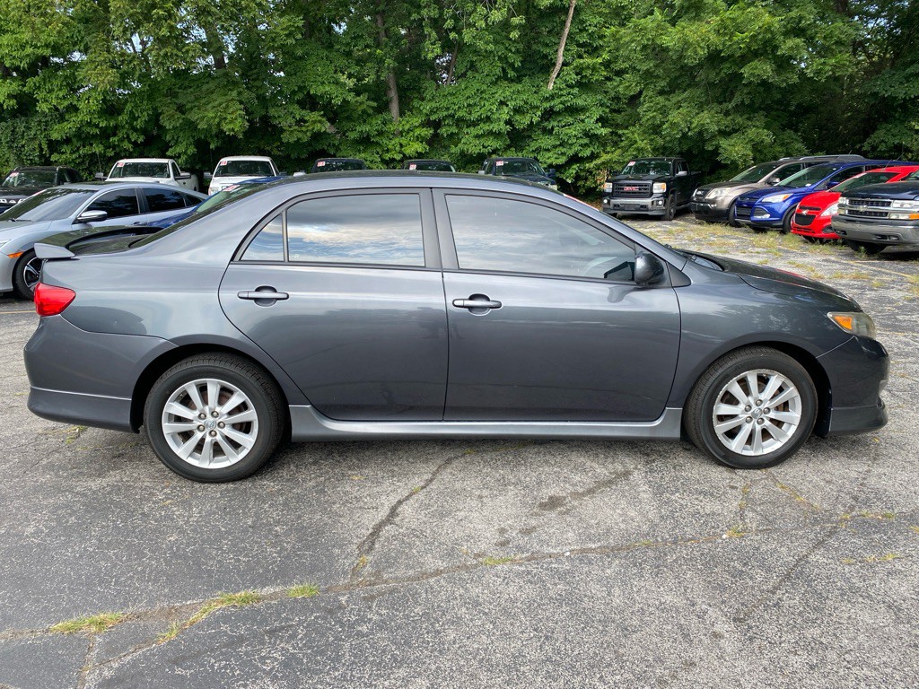 2010 Toyota Corolla Image 4