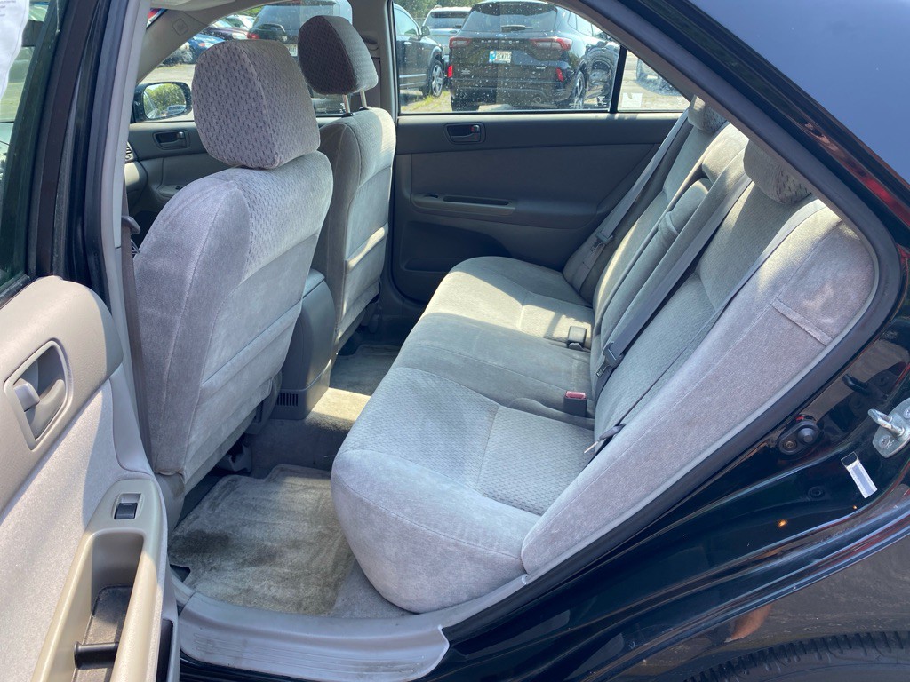 2003 Toyota Camry Image 9