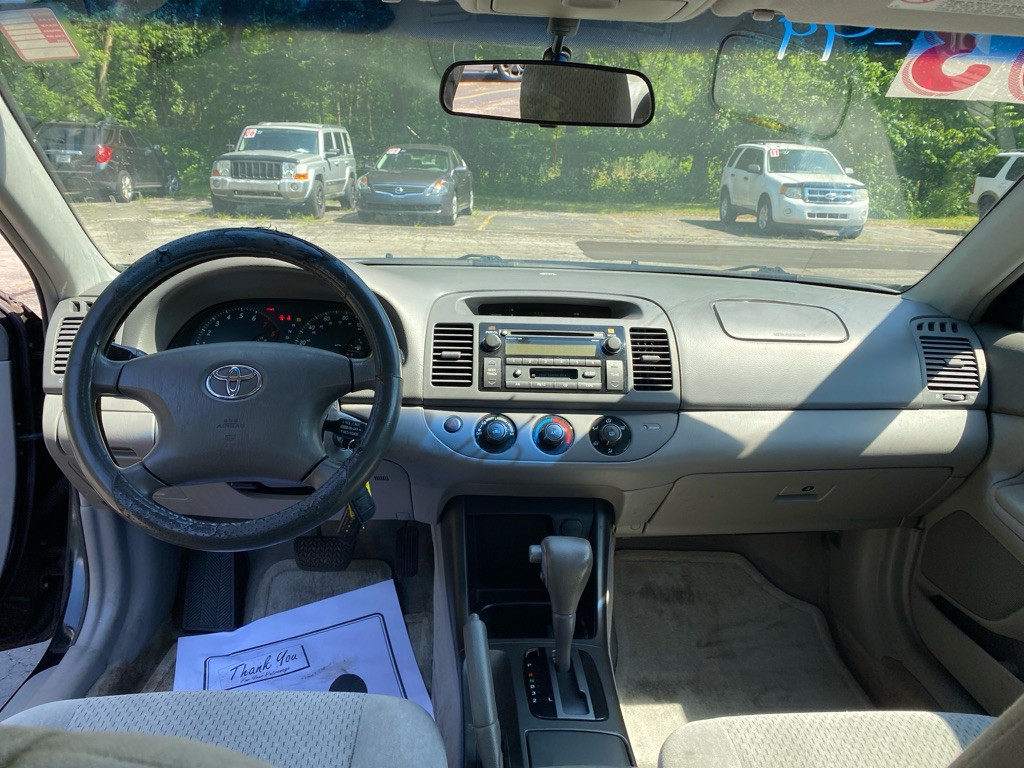 2003 Toyota Camry Image 11