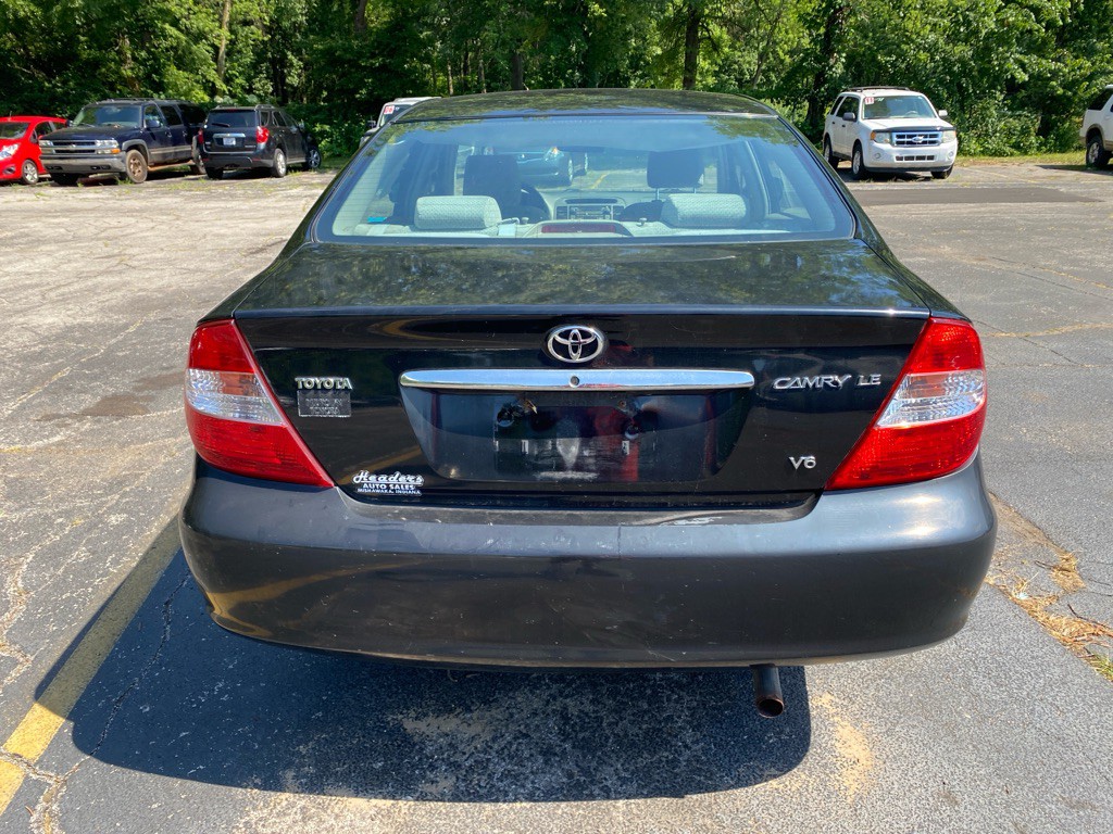 2003 Toyota Camry Image 2