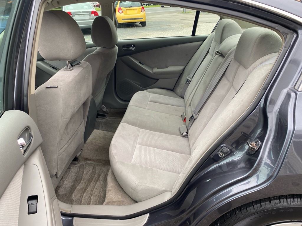 2008 Nissan Altima Image 9