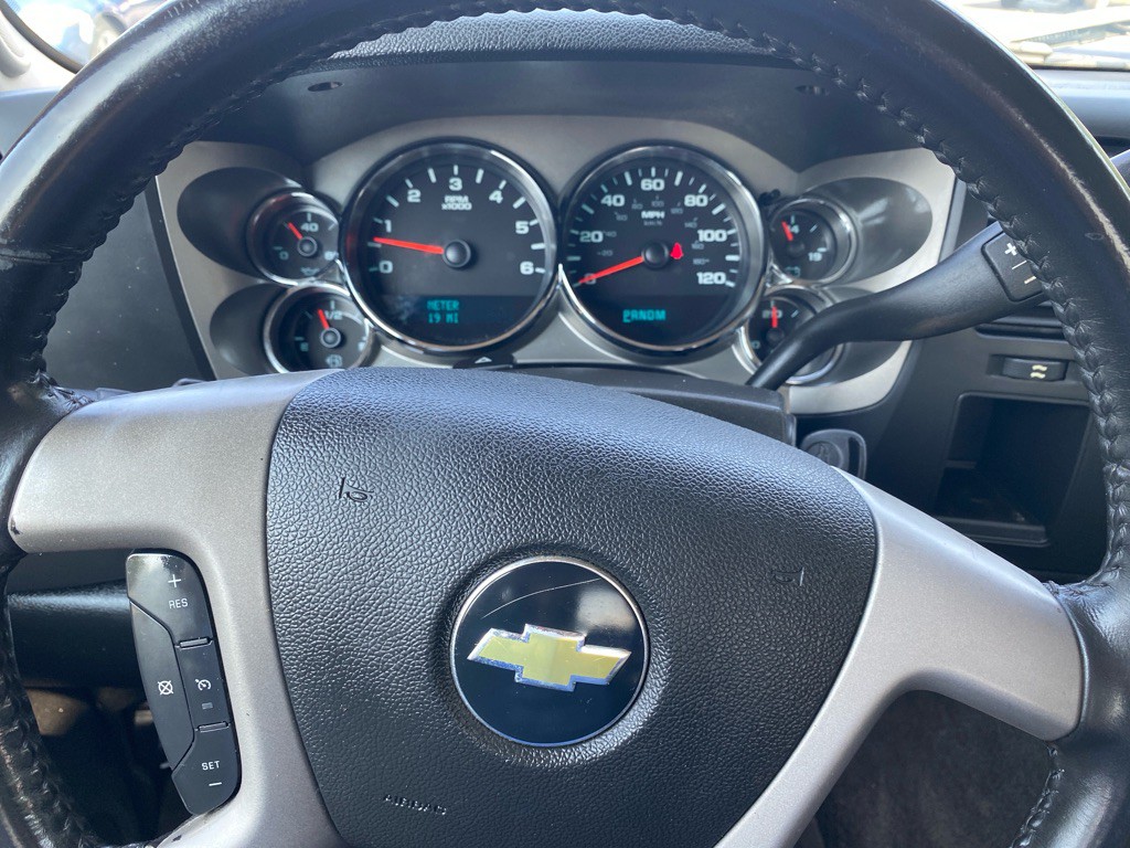 2010 Chevrolet Silverado 1500 Image 12