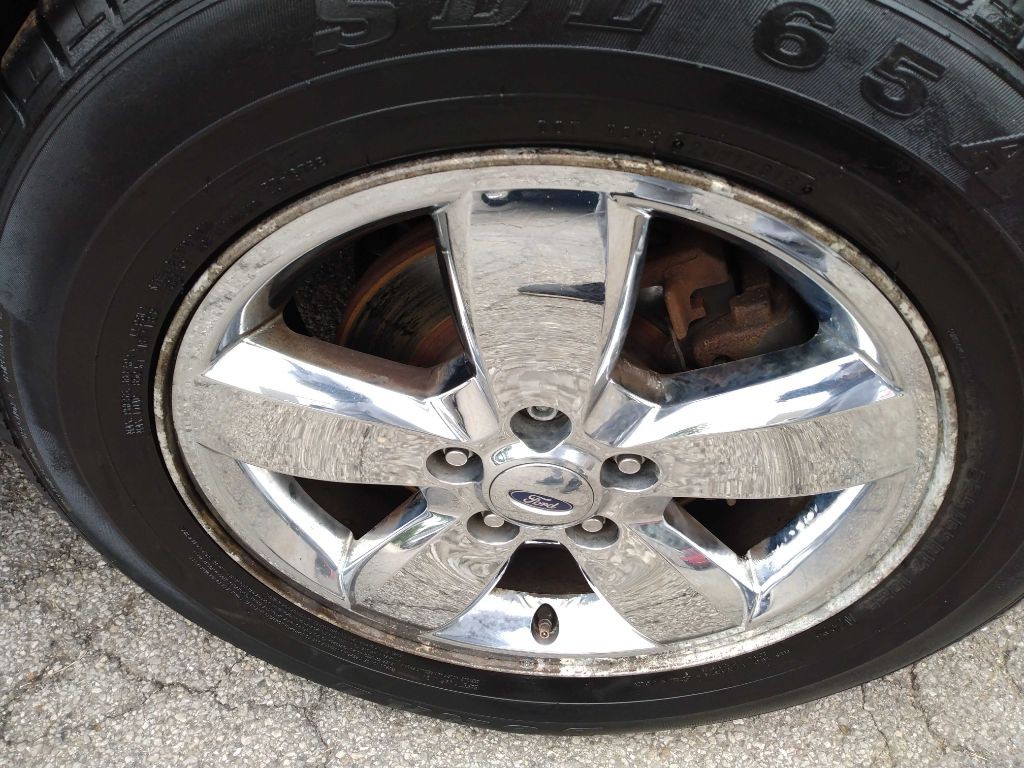 2010 Ford Escape Image 3