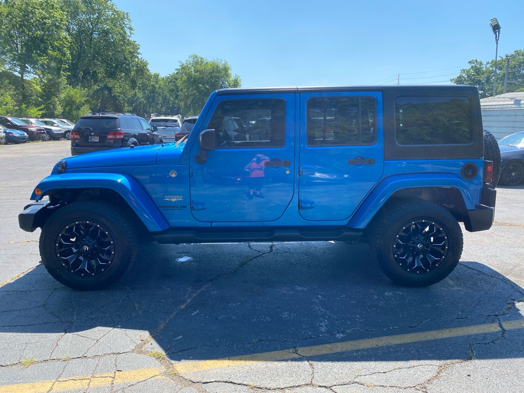 2015 Jeep Wrangler Unlimited Image 2