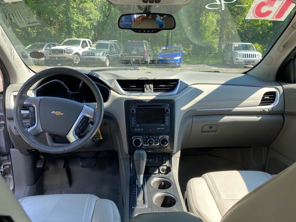 2015 Chevrolet Traverse Image 13