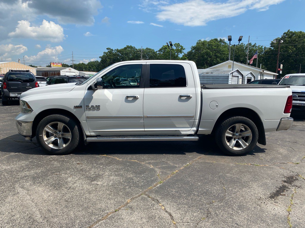 2015 RAM 1500 Image 2