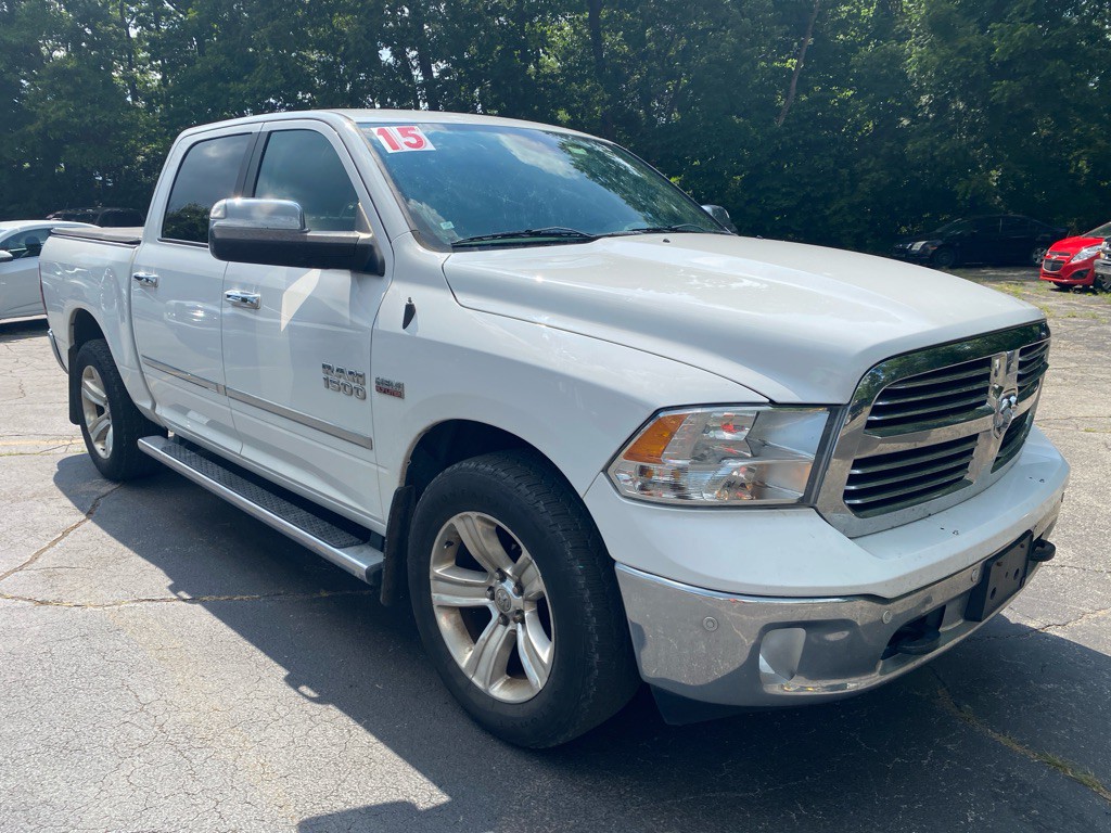 2015 RAM 1500 Image 5