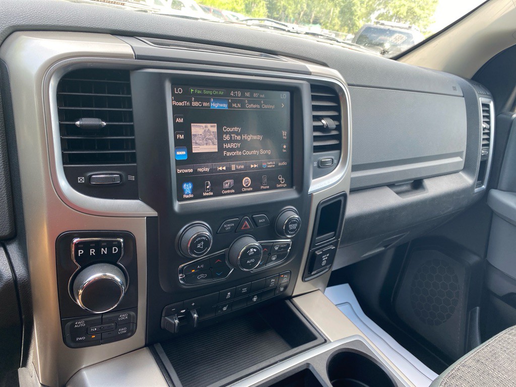 2015 RAM 1500 Image 10