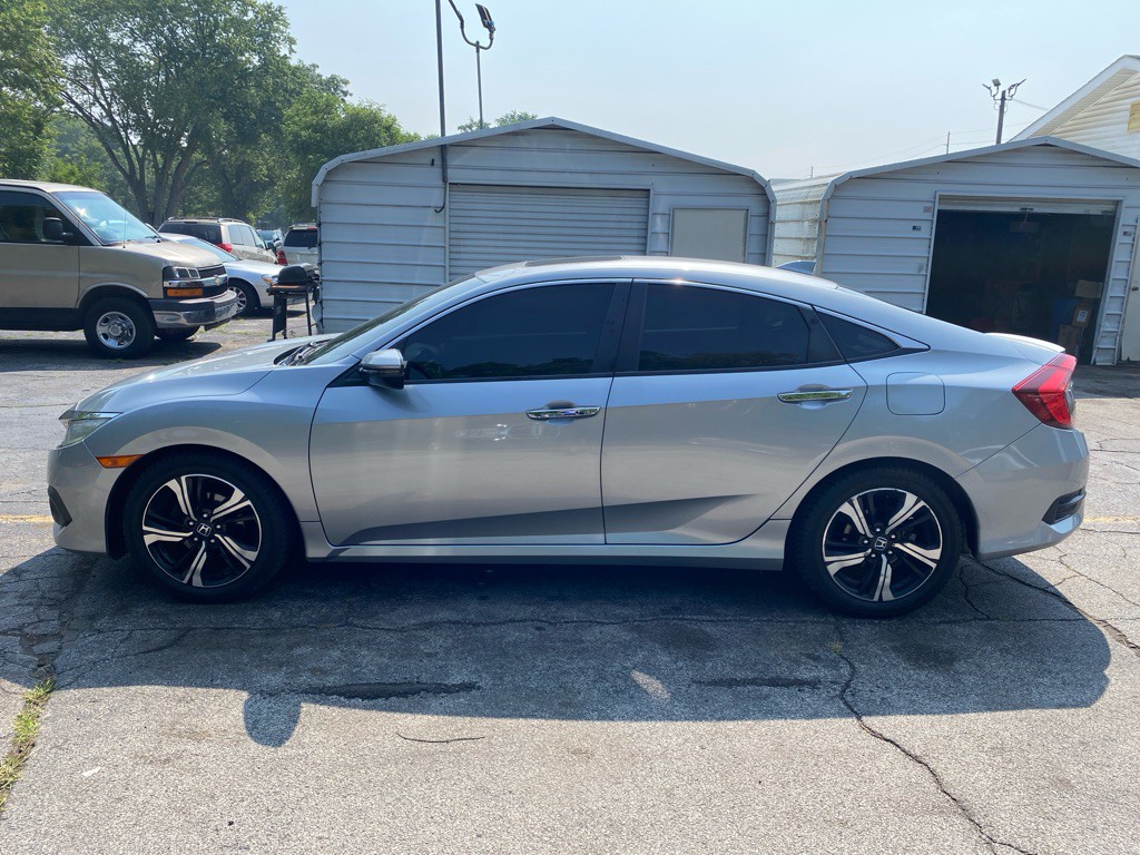 2016 Honda Civic Image 2