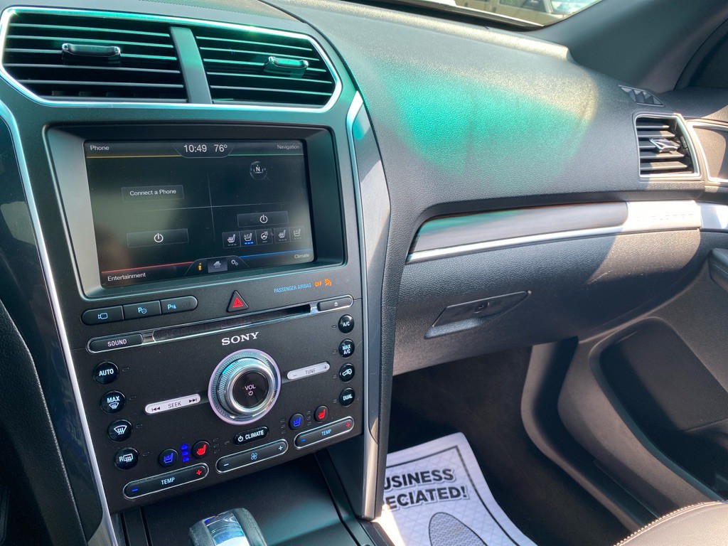 2016 Ford Explorer Image 17