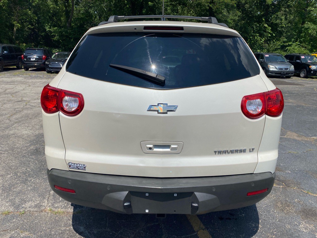 2012 Chevrolet Traverse Image 3