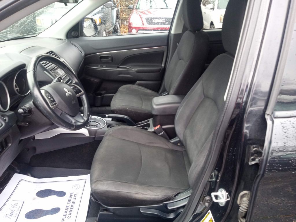 2014 Mitsubishi Outlander Image 6