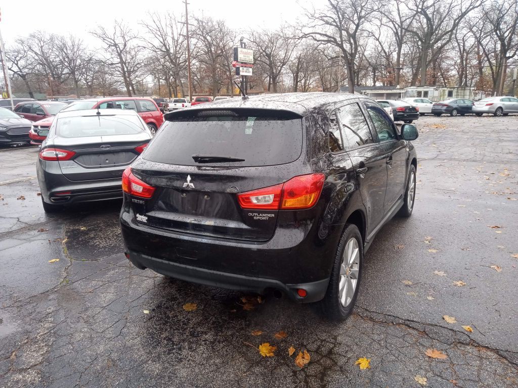 2014 Mitsubishi Outlander Image 20