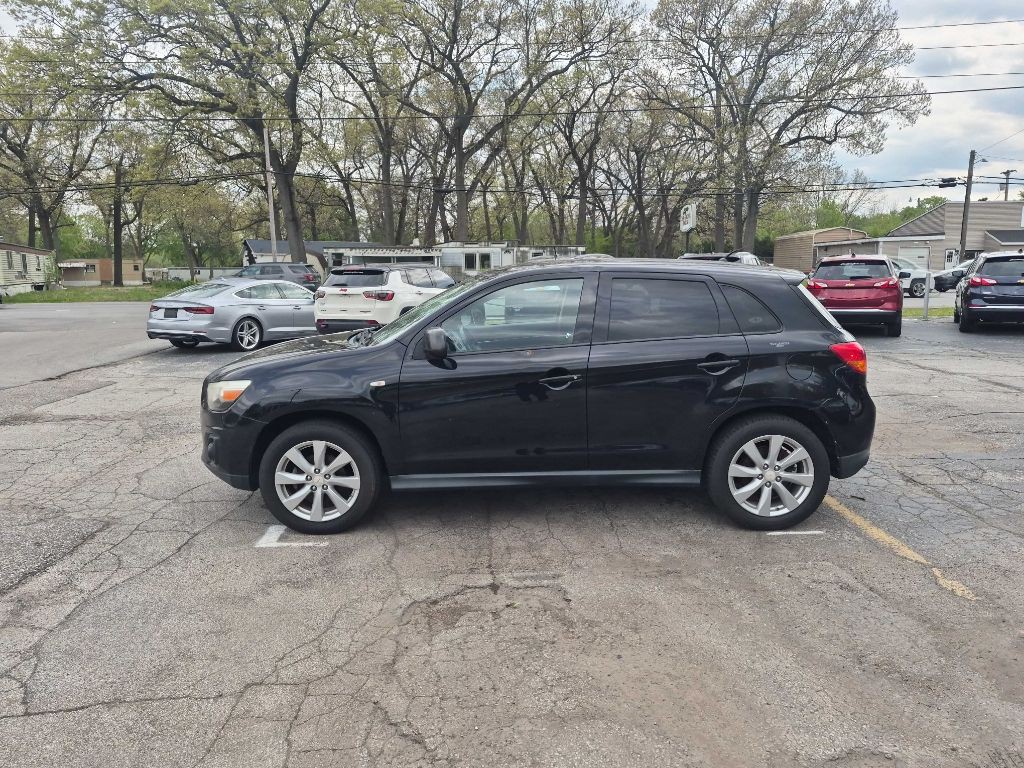 2014 Mitsubishi Outlander Image 7