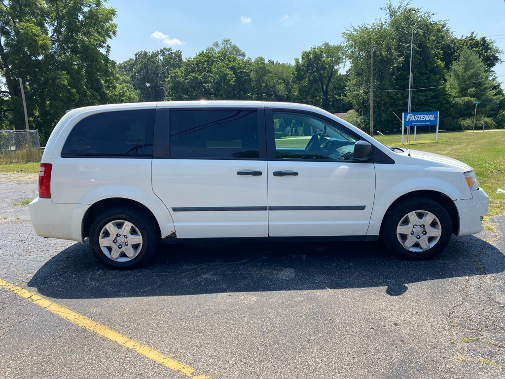 2010 Dodge Grand Caravan Image 4