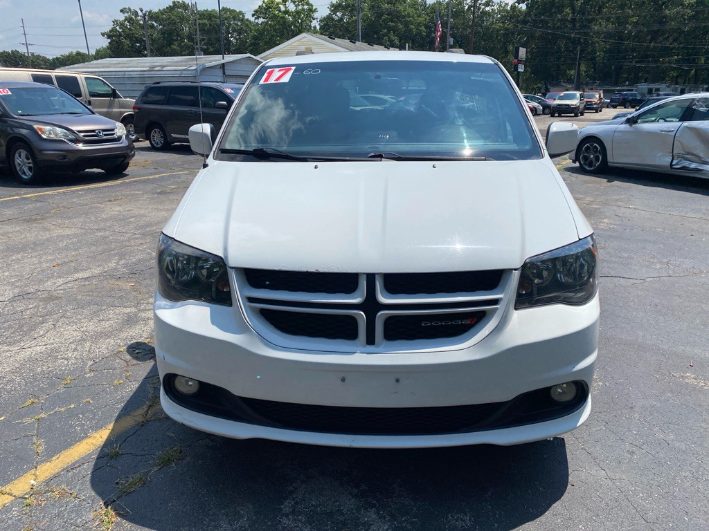 2017 Dodge Grand Caravan Image 6