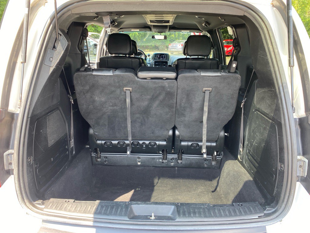 2017 Dodge Grand Caravan Image 11