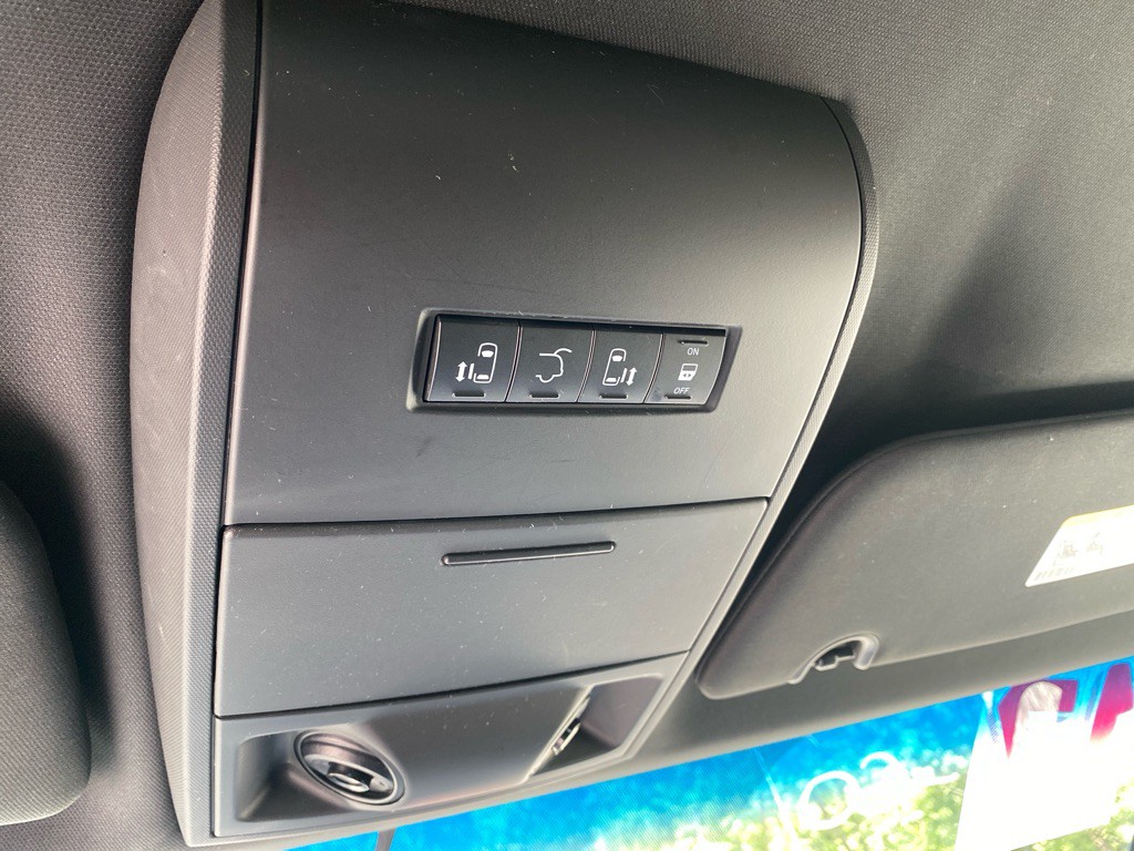 2017 Dodge Grand Caravan Image 13