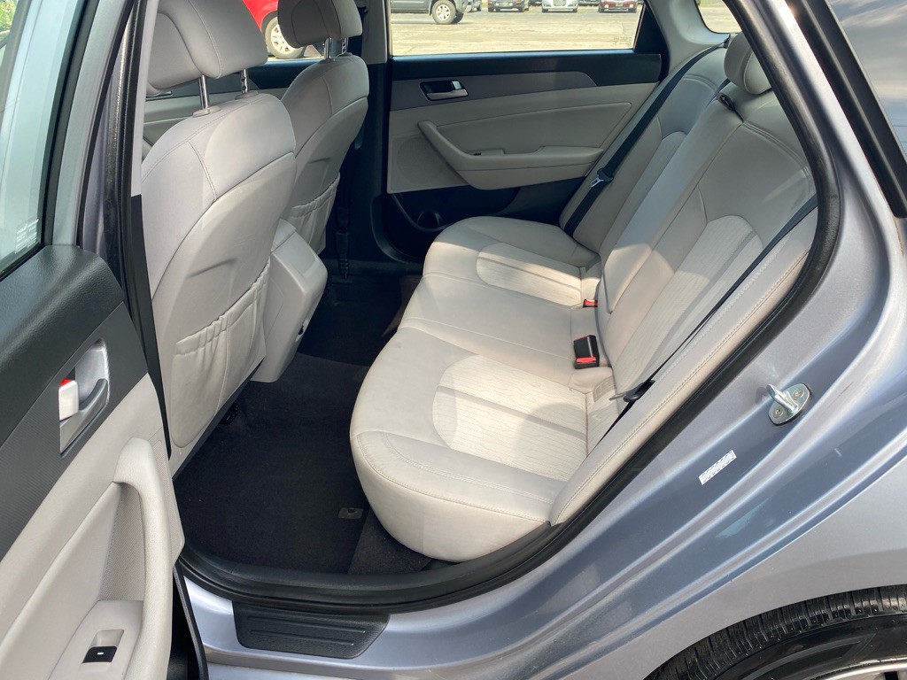 2017 Hyundai Sonata Image 9