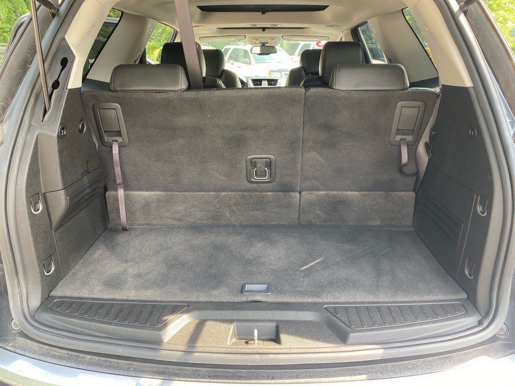 2013 GMC Acadia Image 11