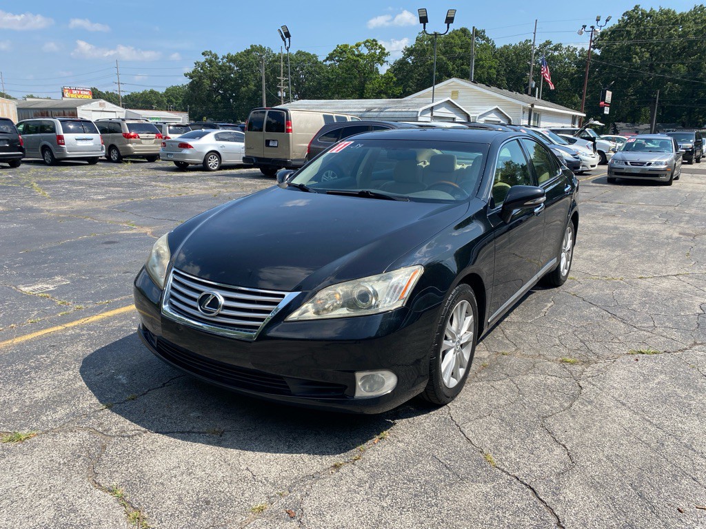 2011 Lexus ES Image 1