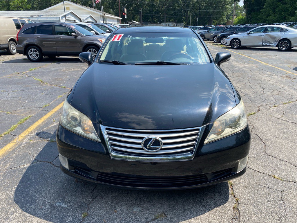 2011 Lexus ES Image 6