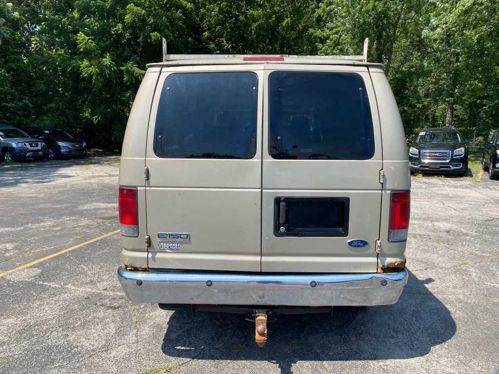 2008 Ford Econoline Image 3