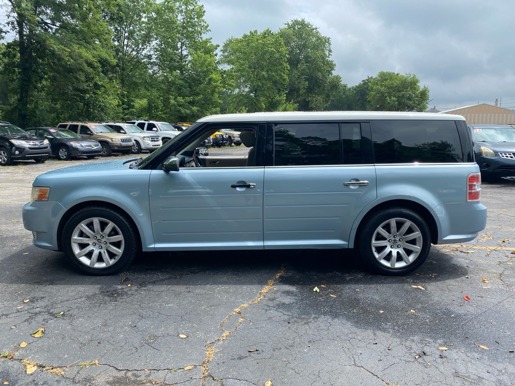 2009 Ford Flex Image 2