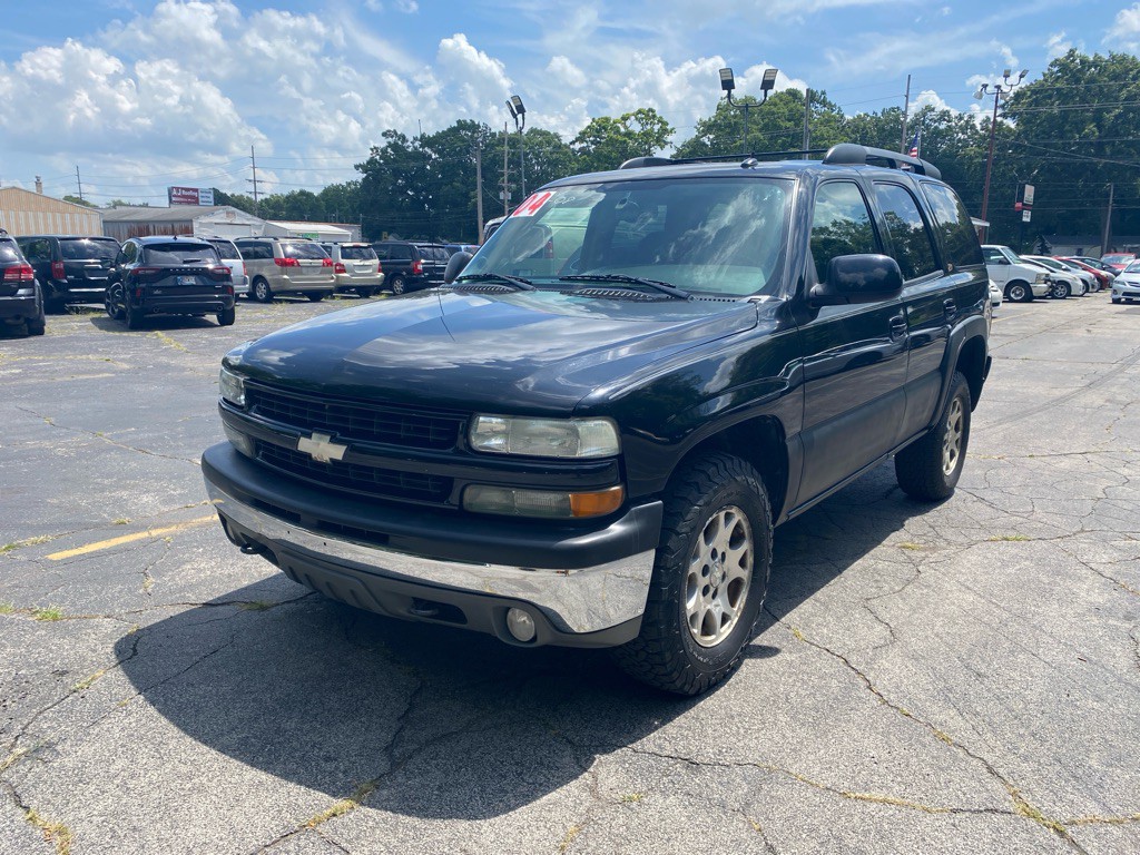 2004 Chevrolet Tahoe Image 1