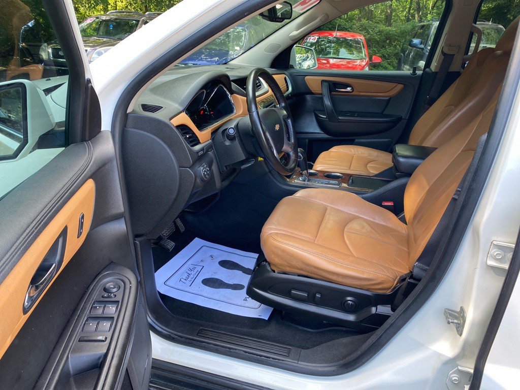 2014 Chevrolet Traverse Image 8