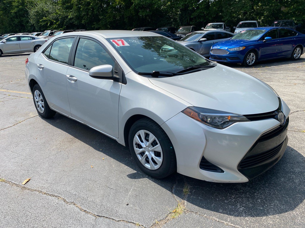 2017 Toyota Corolla Image 5