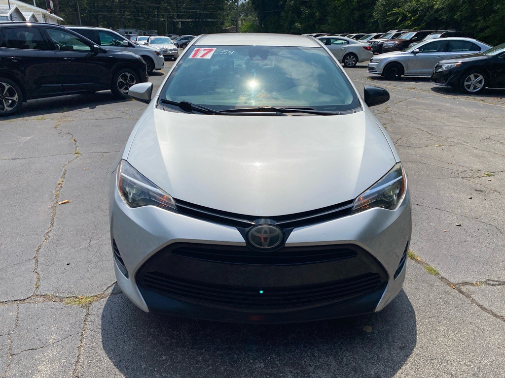 2017 Toyota Corolla Image 6