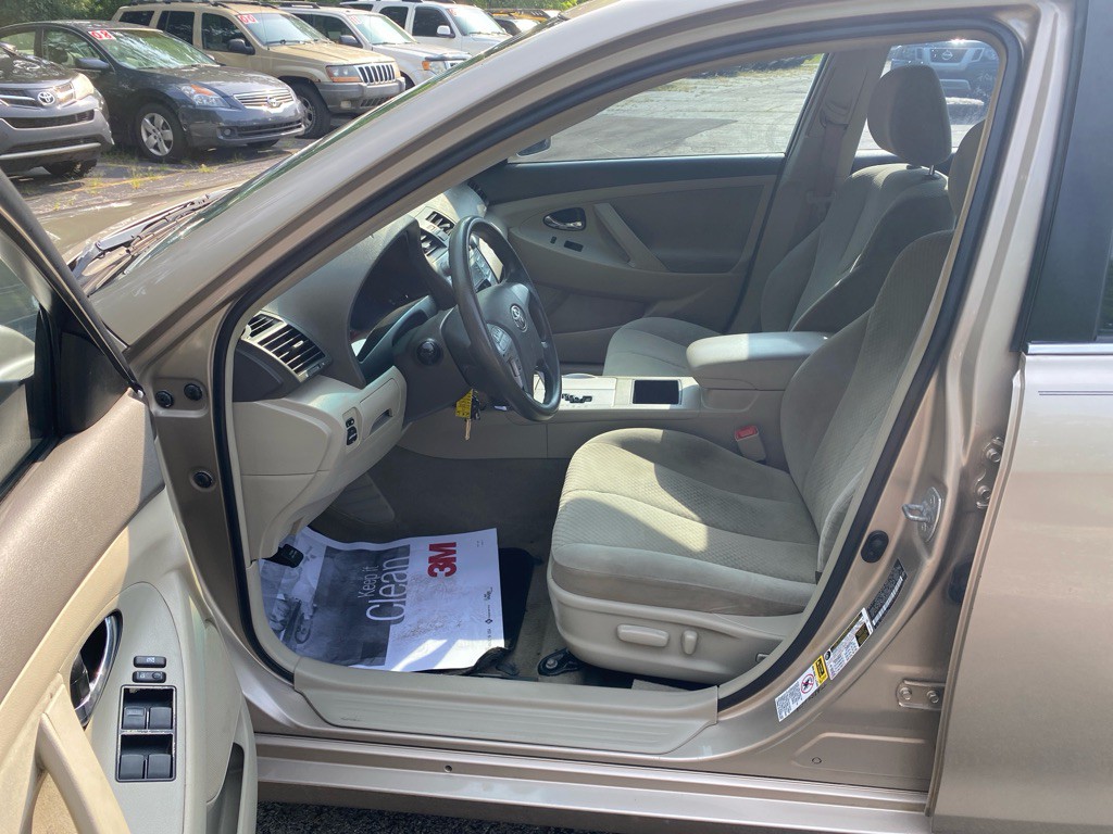 2009 Toyota Camry Image 8