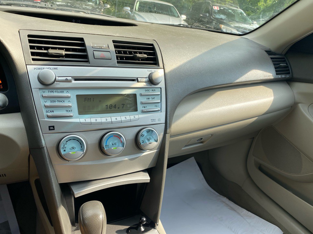 2009 Toyota Camry Image 11