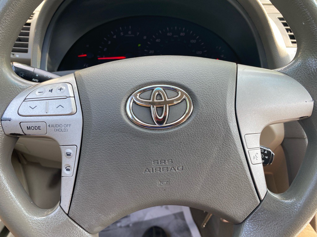 2009 Toyota Camry Image 12