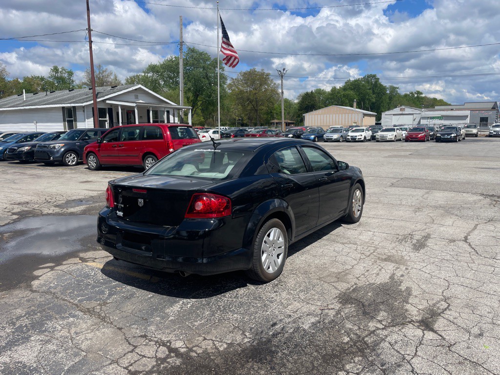 2011 Dodge Avenger Image 5