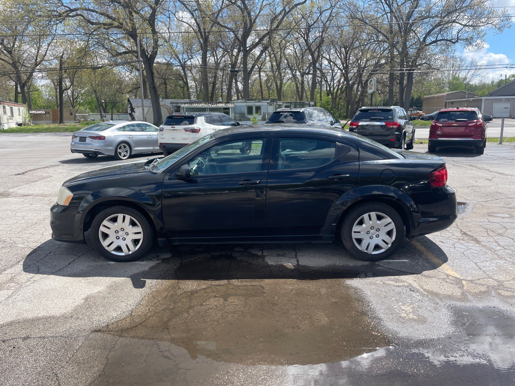 2011 Dodge Avenger Image 8