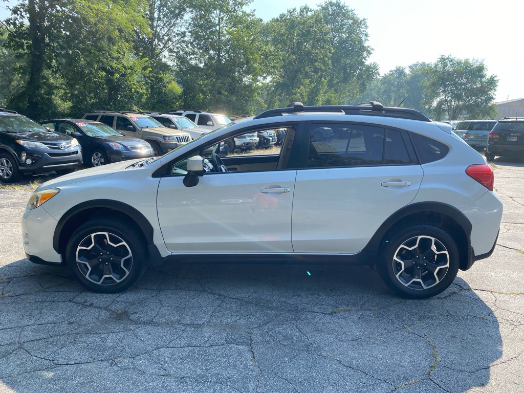 2013 Subaru Crosstrek Image 2
