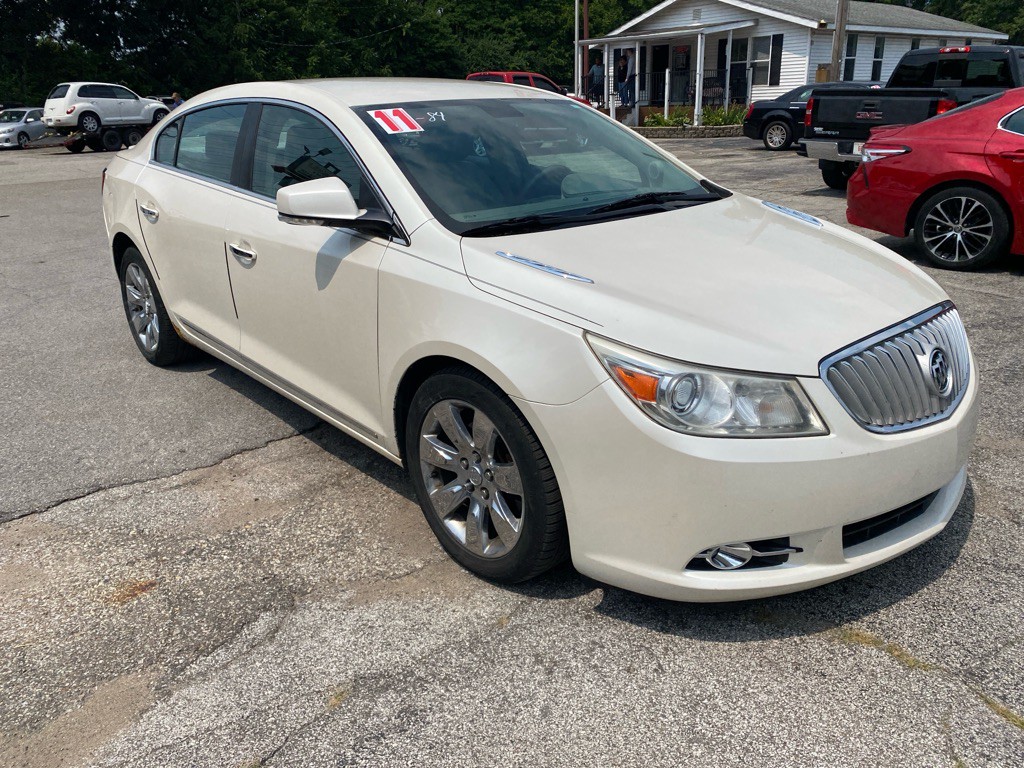 2011 Buick Lacrosse Image 5
