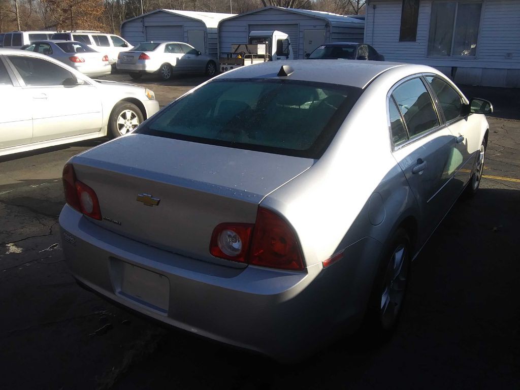 2012 Chevrolet Malibu Image 4