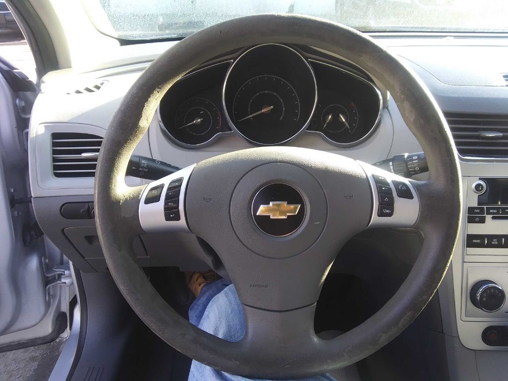 2012 Chevrolet Malibu Image 9