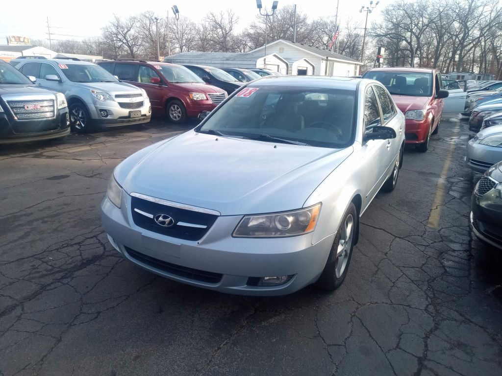 2008 Hyundai Sonata Image 2