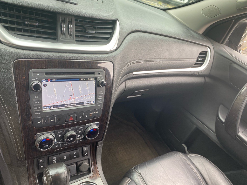 2015 Chevrolet Traverse Image 13