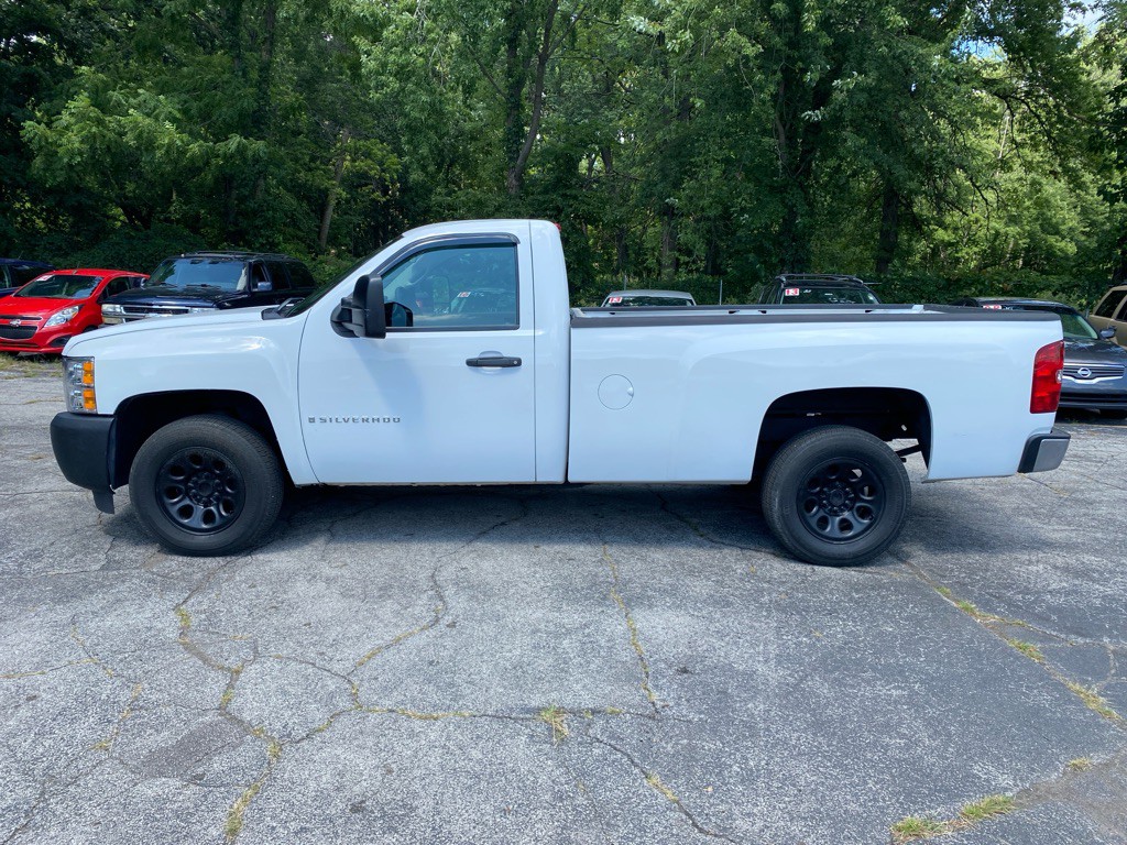 2007 Chevrolet Silverado 1500 Image 2