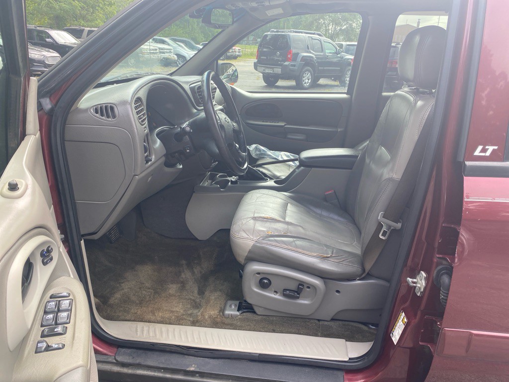 2004 Chevrolet Trailblazer Image 8