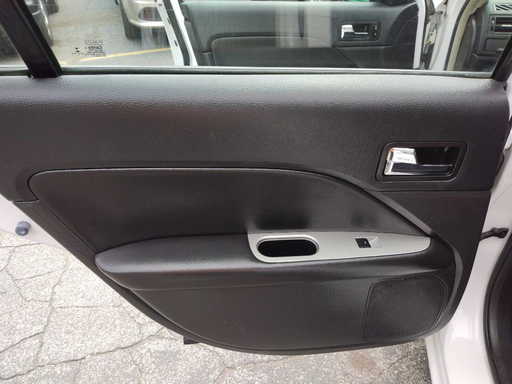 2012 Ford Fusion Image 9