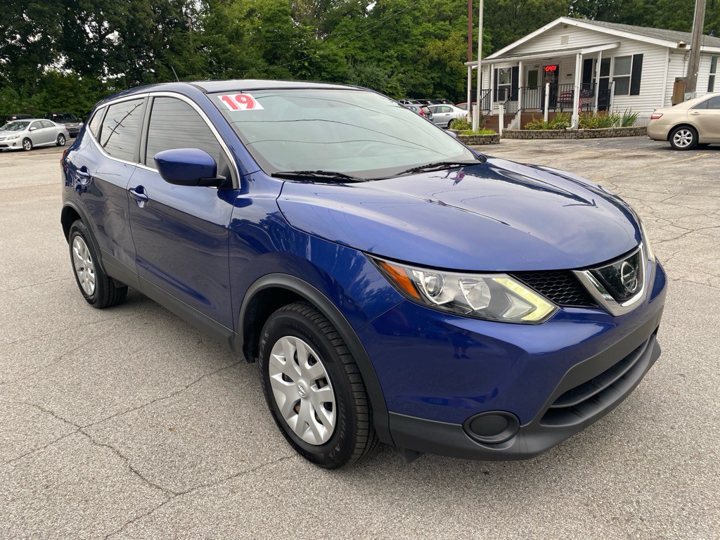 2019 Nissan Rogue Image 5