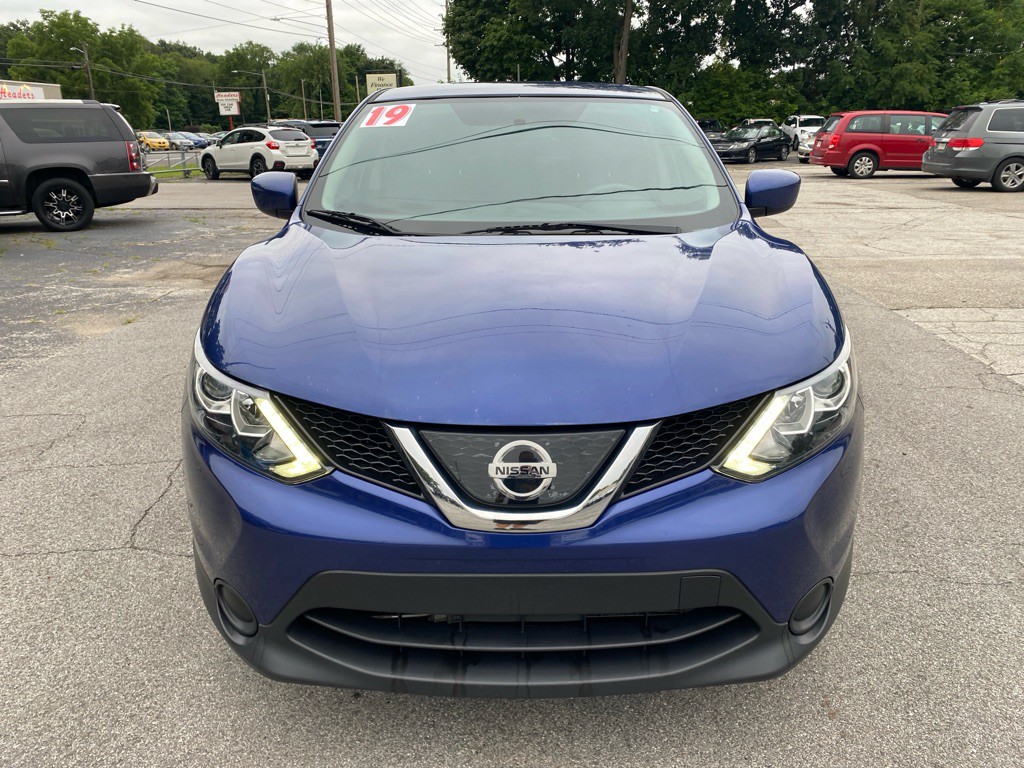 2019 Nissan Rogue Image 6