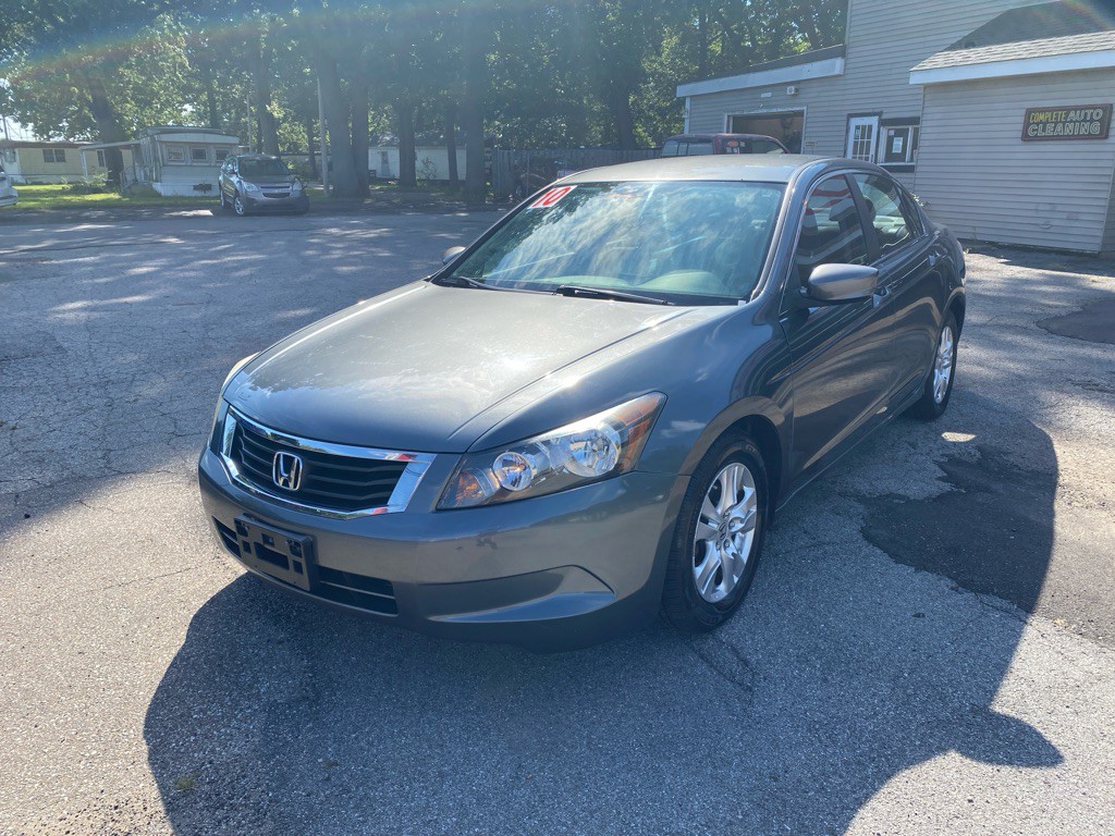 2010 Honda Accord Image 1