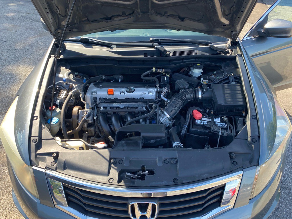 2010 Honda Accord Image 11